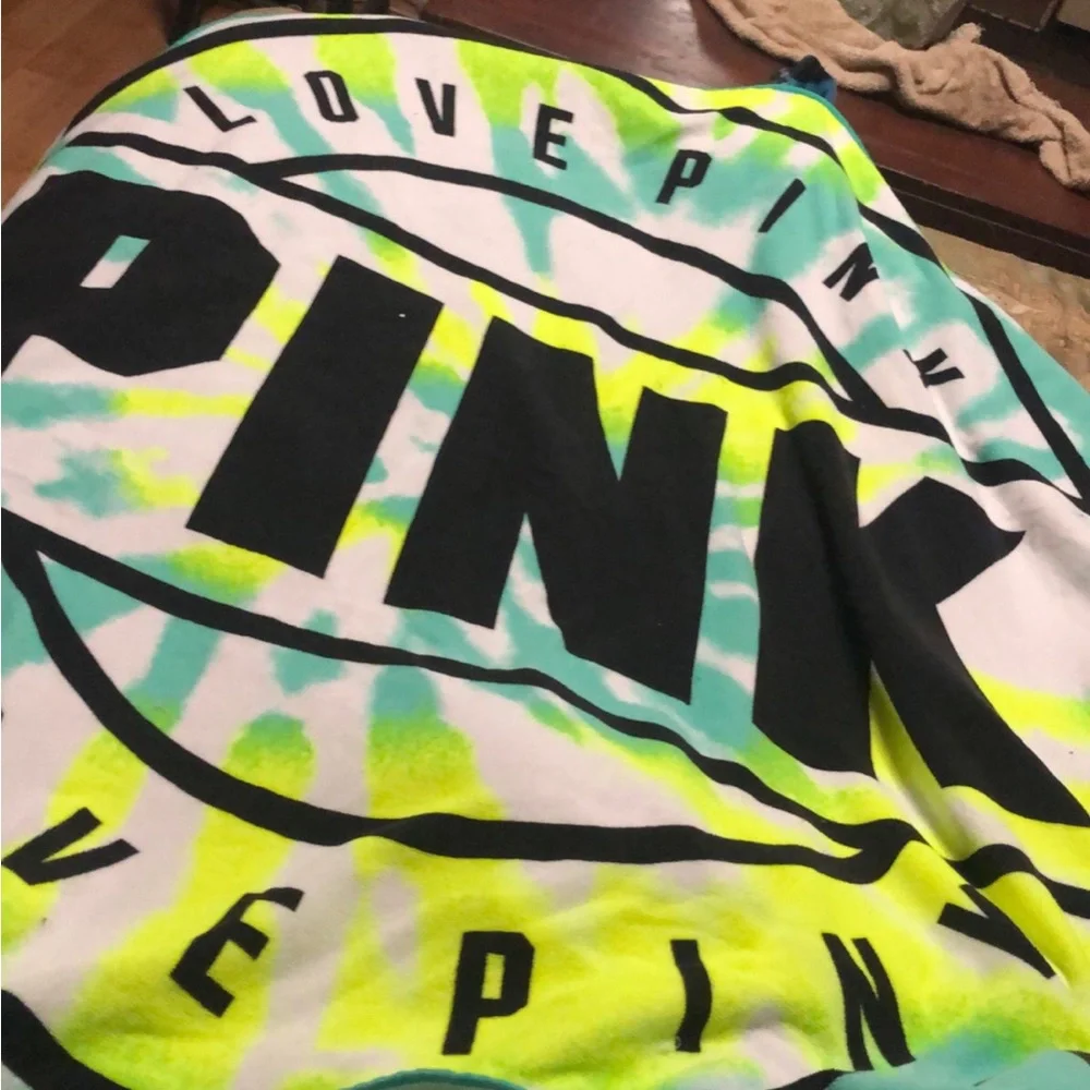 Victoria's Secret PINK beach towel
